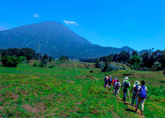 2-days-mount-karisimbi-hiking-adventure-tour