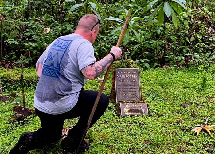 6-days-rwanda-uganda-virunga-volcano-hiking-adventure