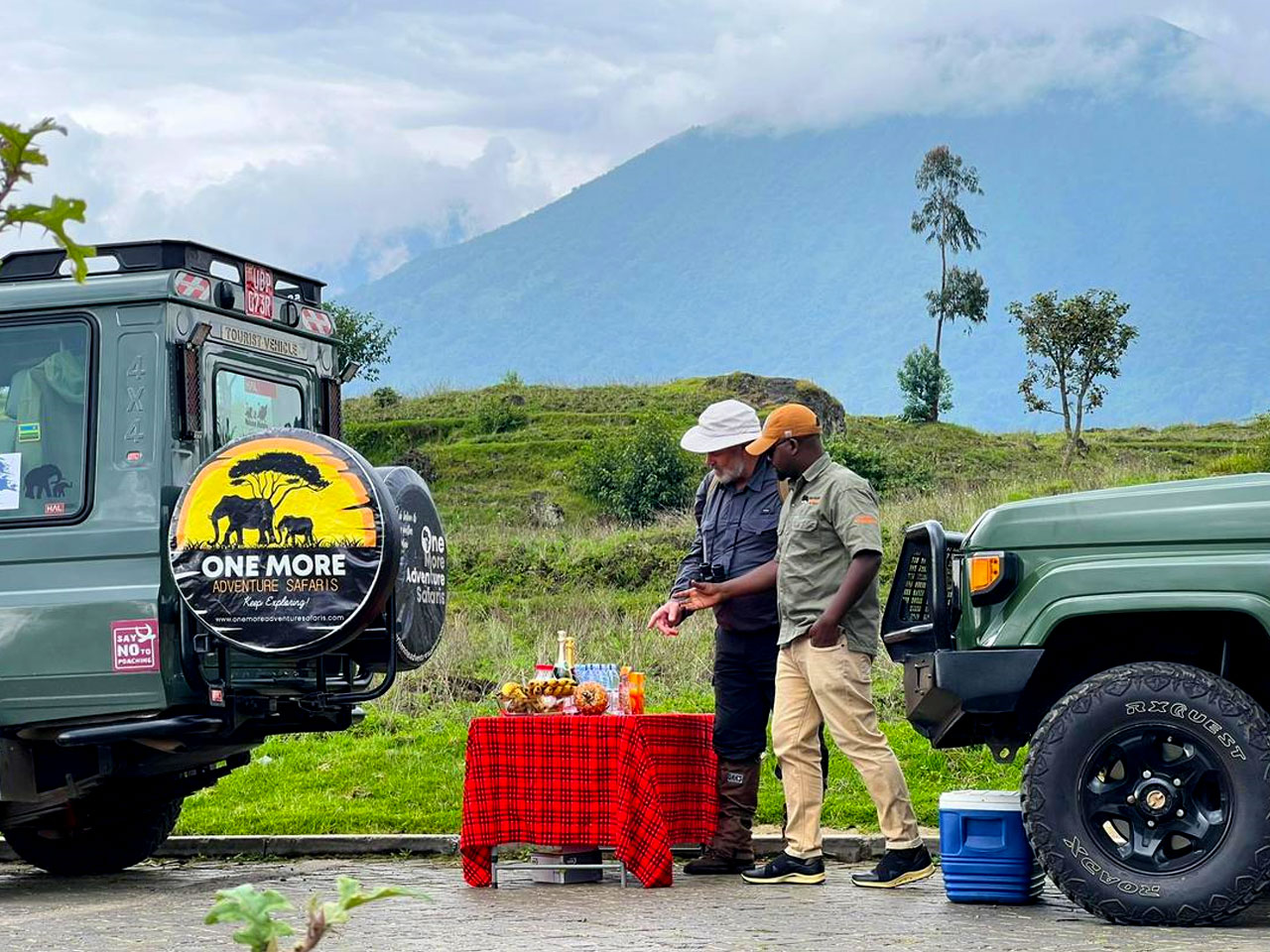 5-days-rwanda-uganda-primate-trekking-tour